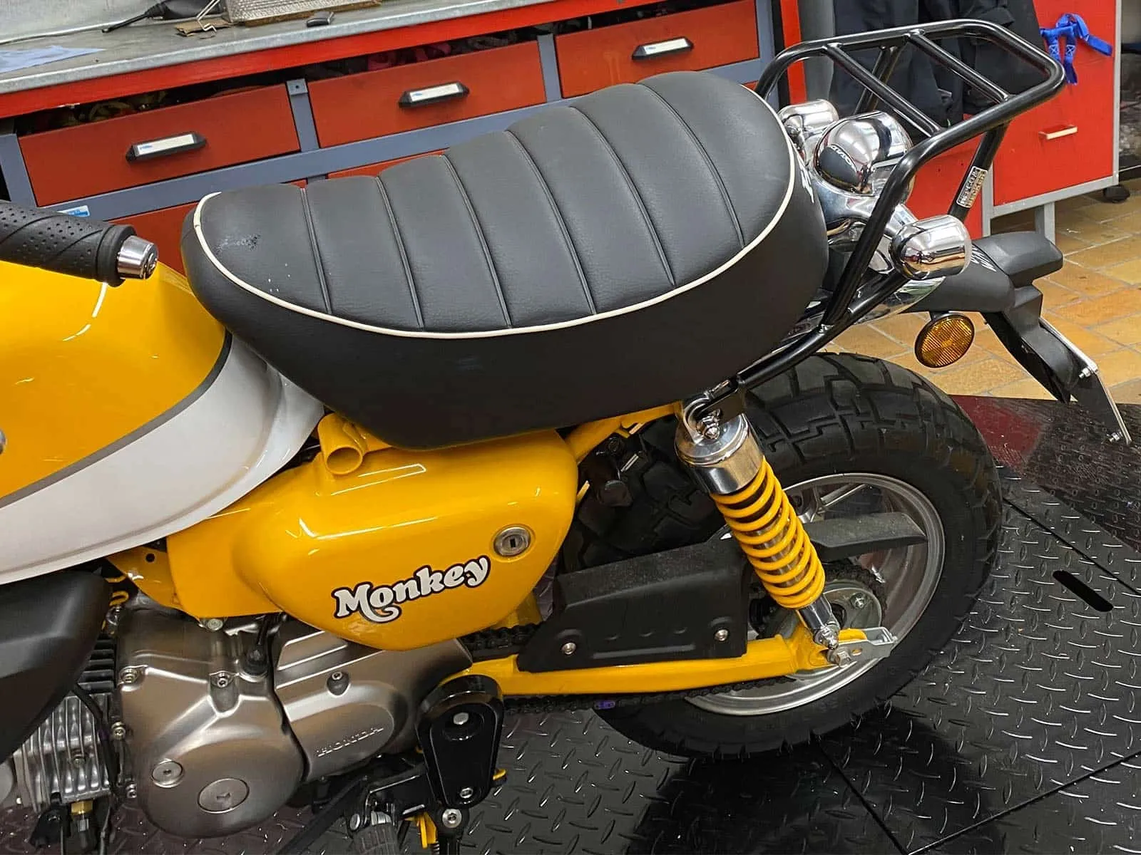 Tubular luggage rack black for Honda Monkey 125 (2019-)