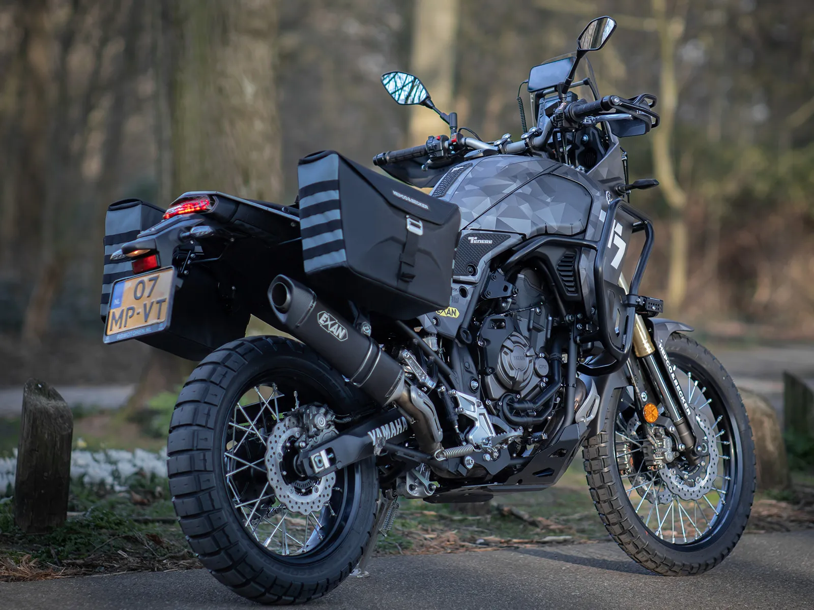 C-Bow side carrier black for Yamaha Ténéré 700 World Raid (2022-2024) /World Rally (2023-2024)