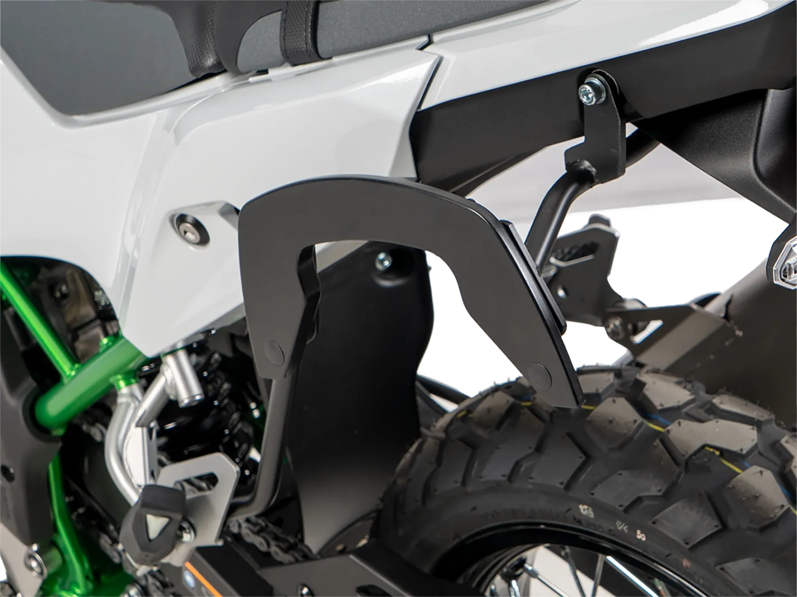 C-Bow side carrier one-sided left - black for Kawasaki KLE 500 / SE (2026-)