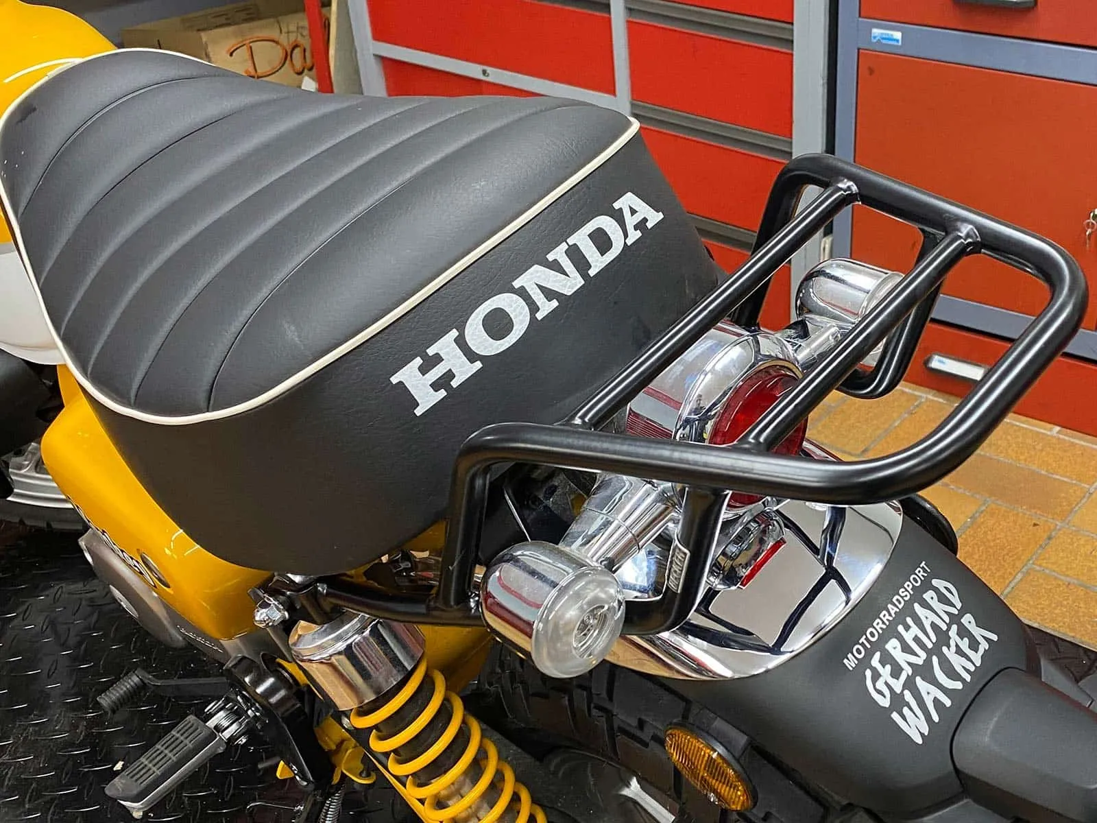 Tubular luggage rack black for Honda Monkey 125 (2019-)