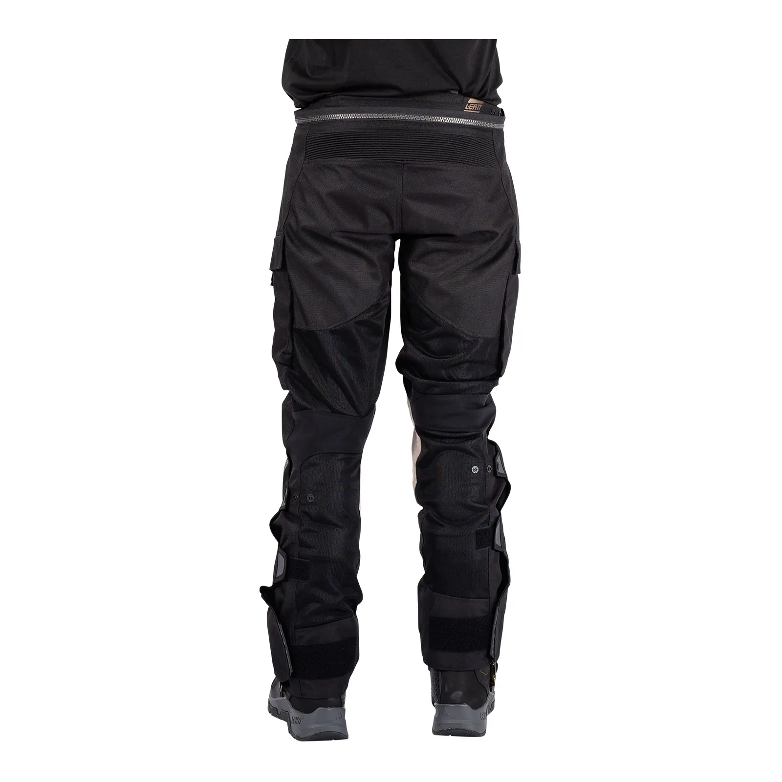 Leatt 5.5 ADV FlowTour Pant - Stealth (S/US30/EU48)