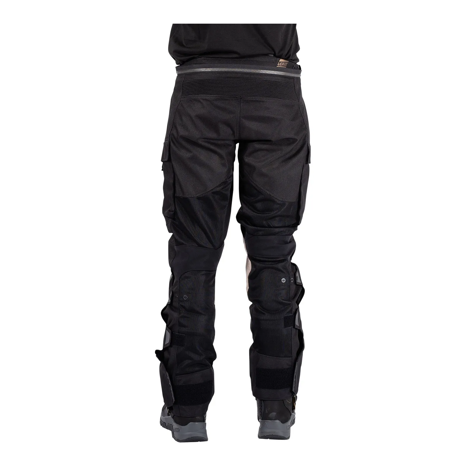 Leatt 5.5 ADV FlowTour Pants (Short) - Stealth (XL / US36 / EU54)