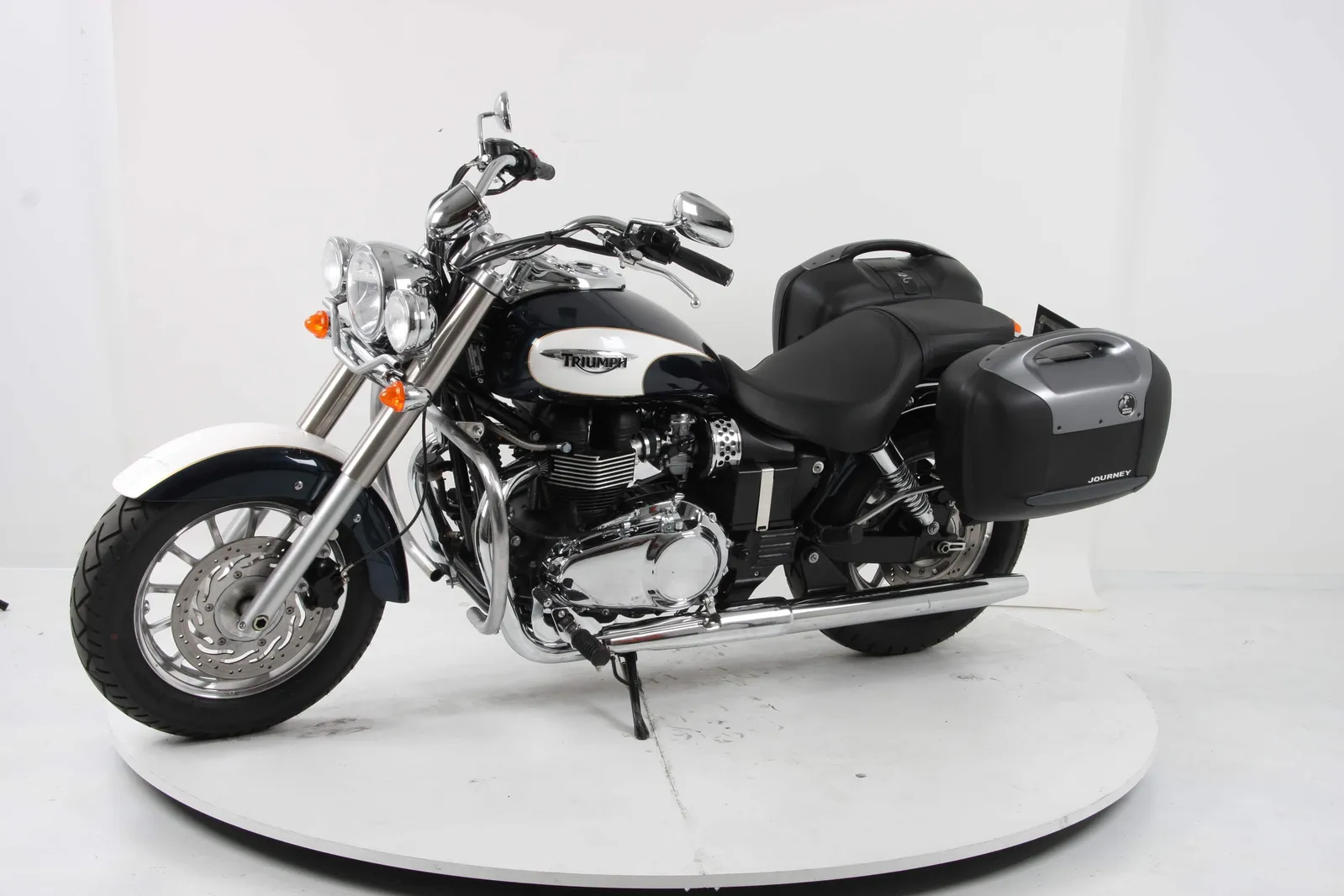 Side case carrier bolted chrome for Triumph Bonneville Speedmaster (2011-2017)