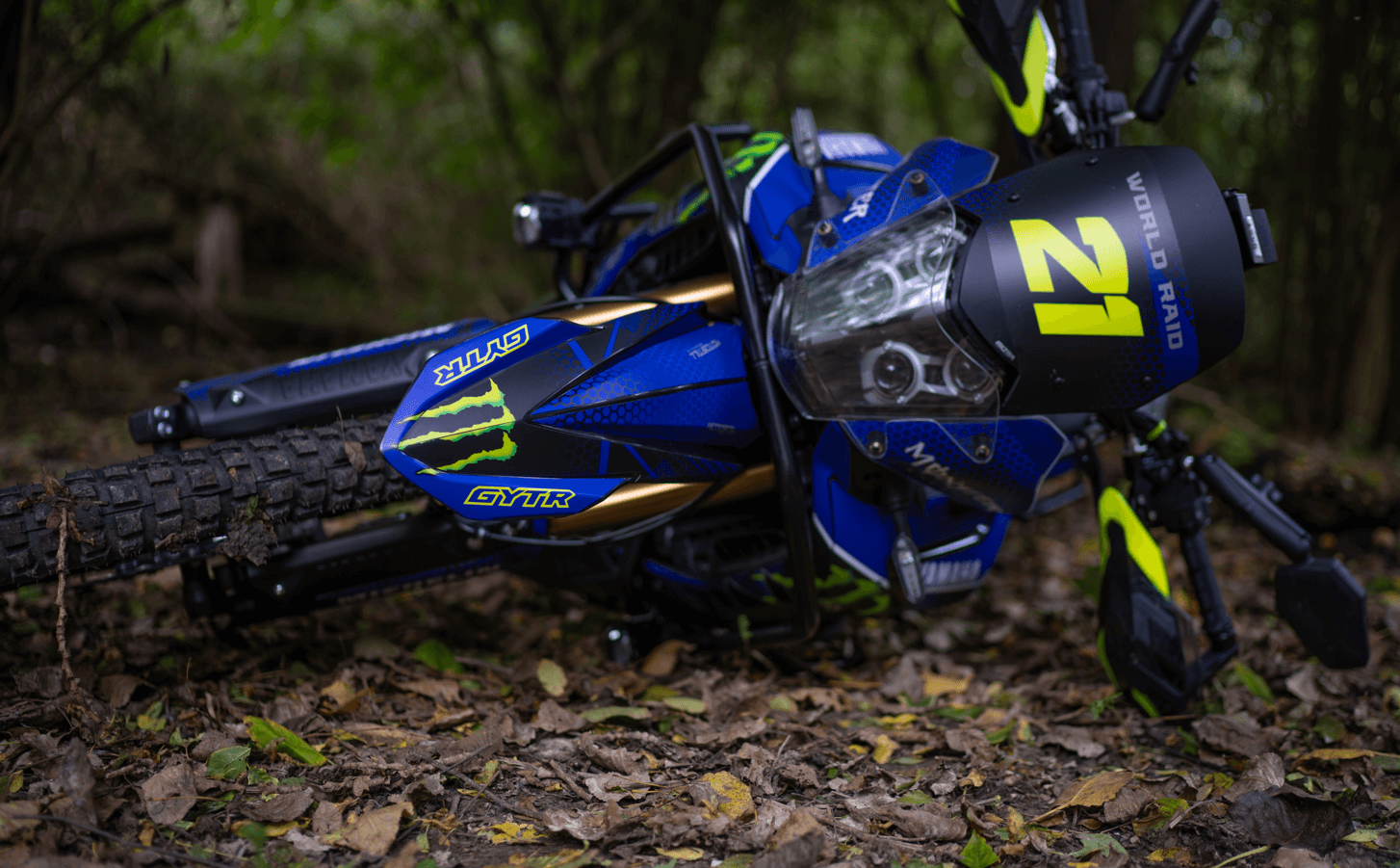 Tank guard "Solid" black for Yamaha T√©n√©r√© 700 World Raid (2022-2024)/World Rally (2023-2024)