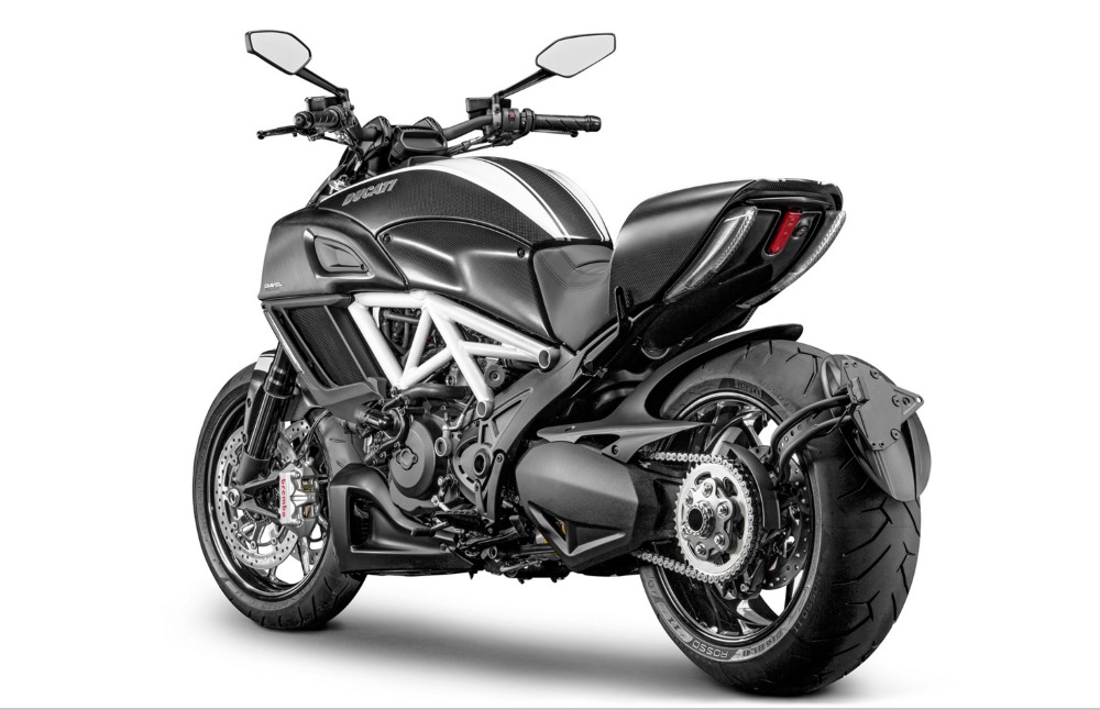 ducati diavel luggage options