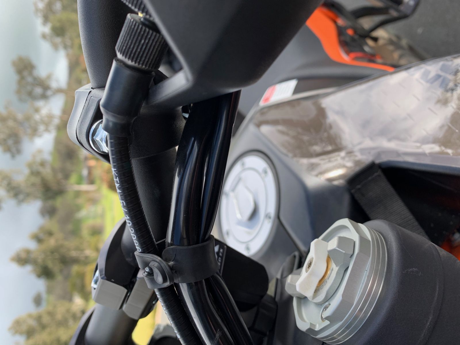 KTM 790 Adventure R fitting ROXSPEEDFX risers