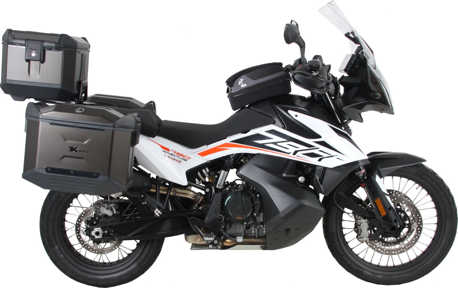 KTM 790 Perfect riding accessories for your next adventure